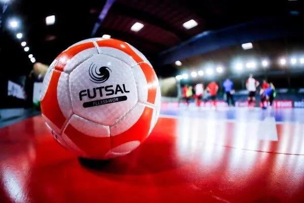 Bóng đá 5 người hay còn gọi là futsal