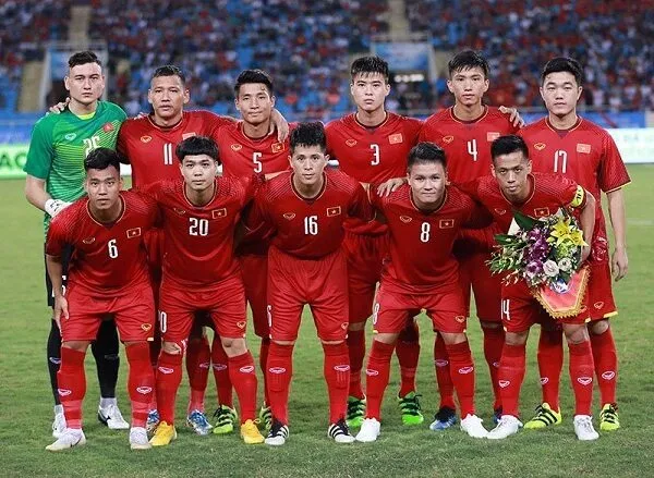 Quy định về số lượng cầu thủ theo luật đá bóng